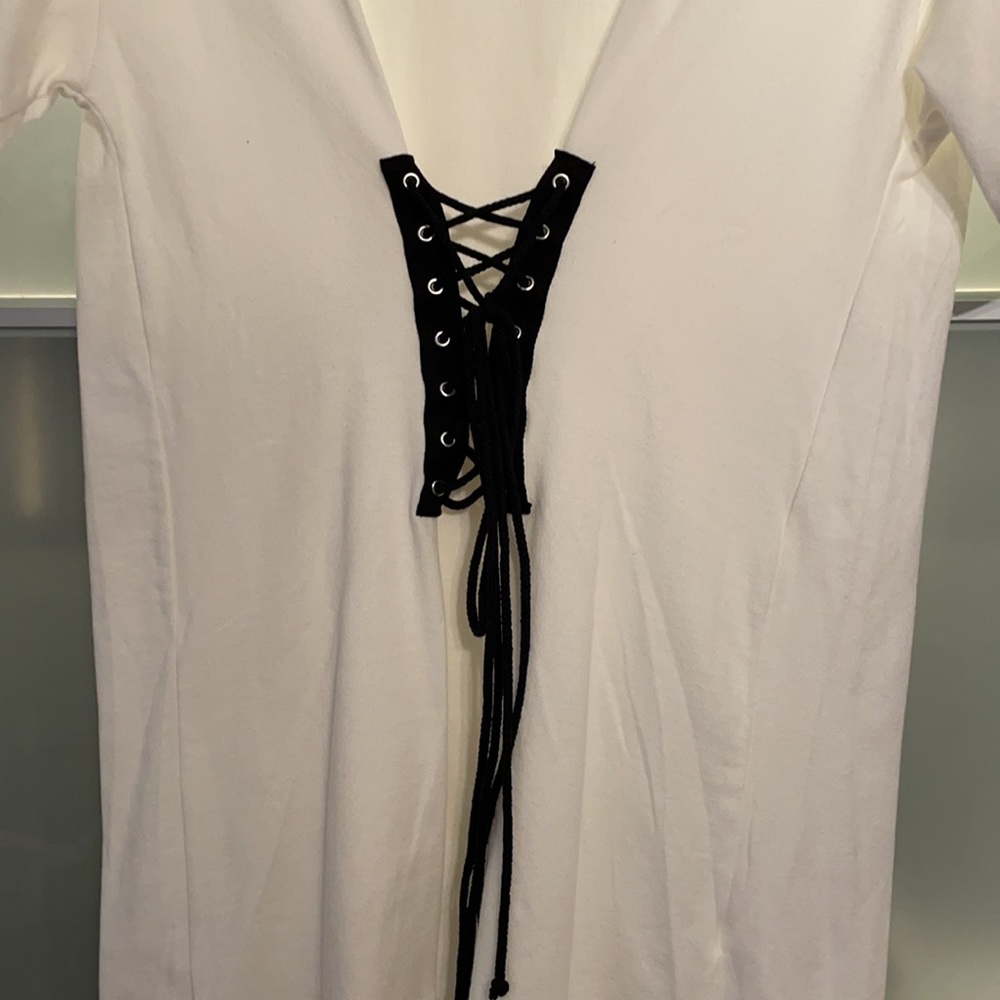 NWT Nameless white t shirt - Picture 3 of 4